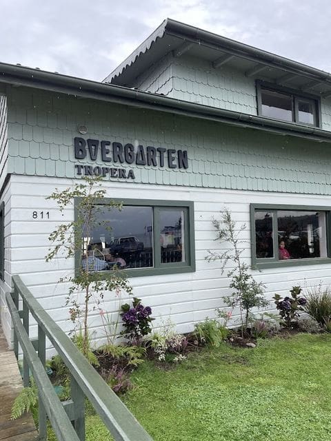 Biergarten Tropera