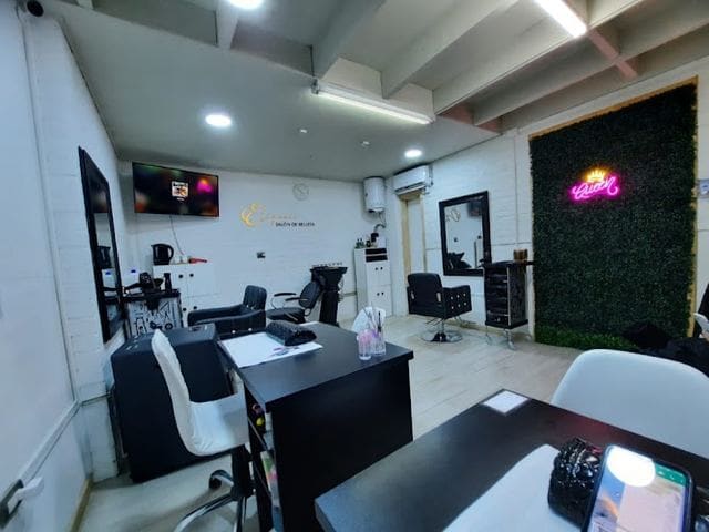 Salón de Belleza Elegance Spa